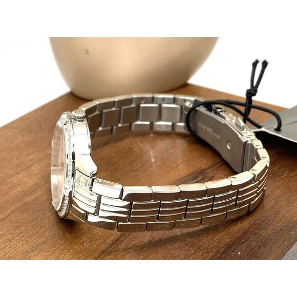 Bulova Women's Watch 96L283 Mother of Pearl Dial Silver Steel Crystal Ac… - Picture 9 of 14